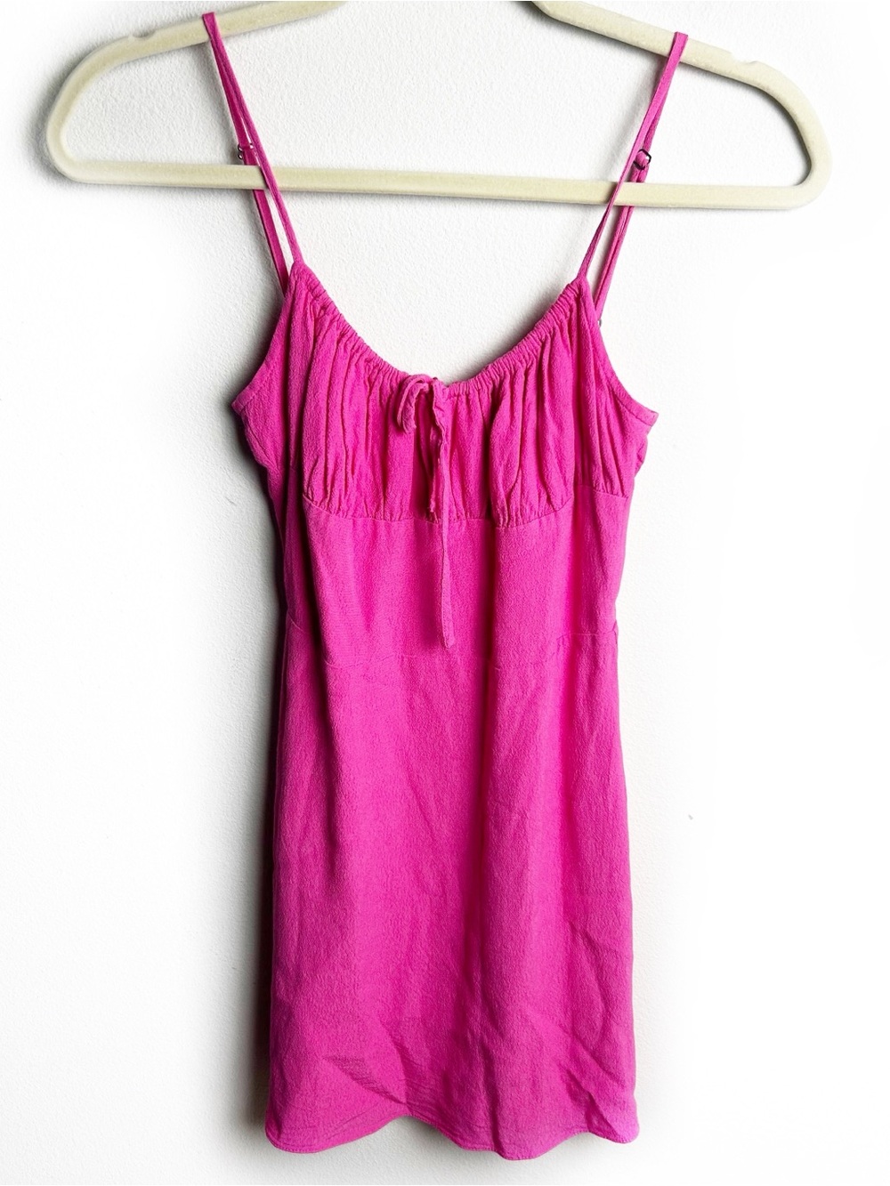 Sun • deh Aritzia Delilah gathered bust mini dress size: XS